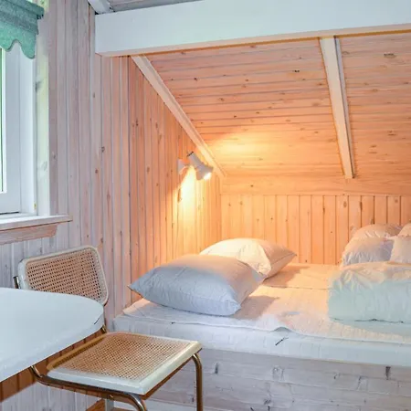 Дом отдыха 2 Bedroom Lovely In *