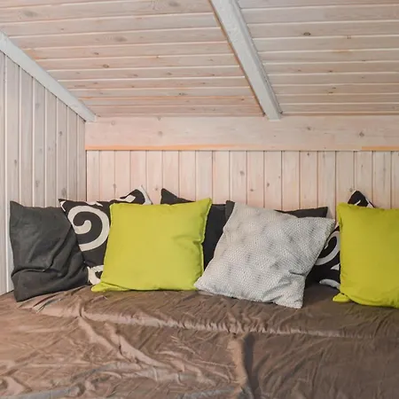 Дом отдыха 2 Bedroom Lovely In